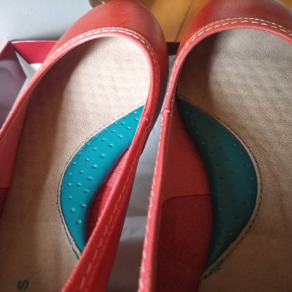 Hush Puppies Chaste Skimmer Flats, Coral Leather, Size 8.5M - Picture 6 of 9